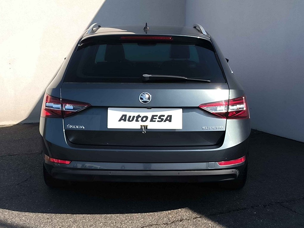 Škoda Superb III 2.0 TDi L&K