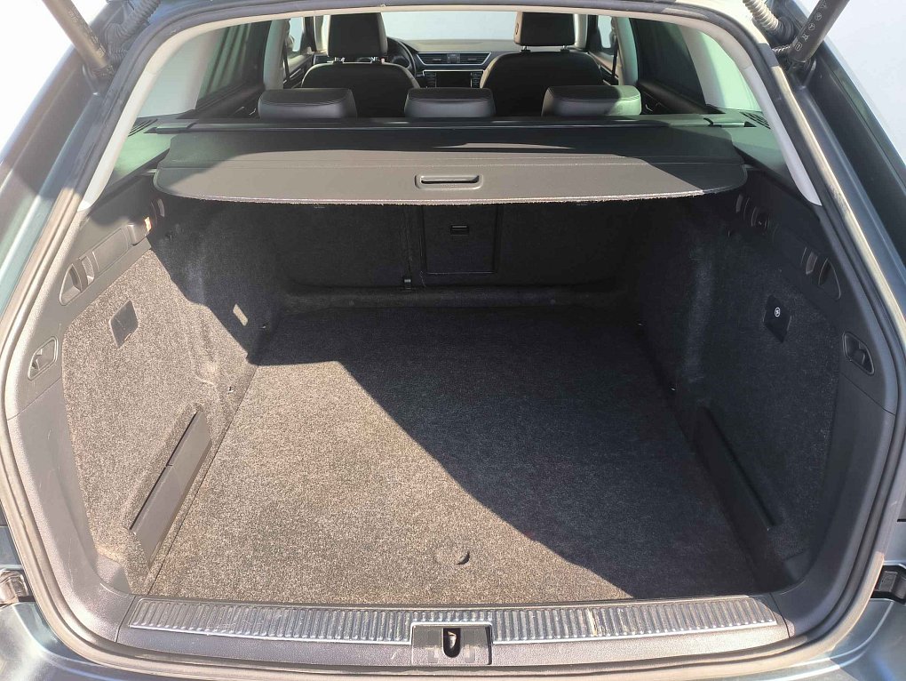 Škoda Superb III 2.0 TDi L&K