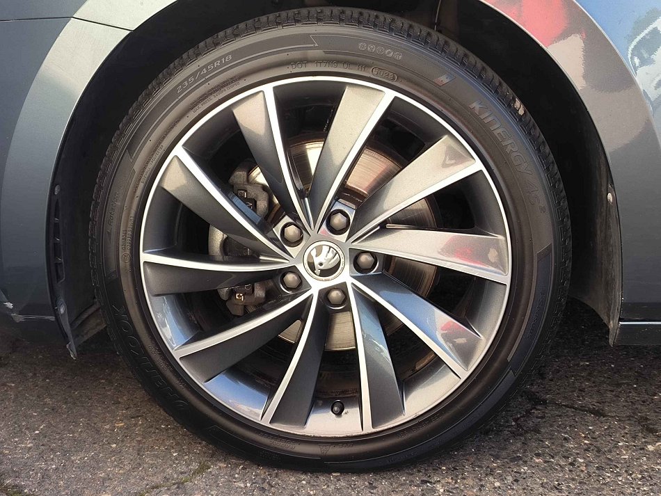 Škoda Superb III 2.0 TDi L&K