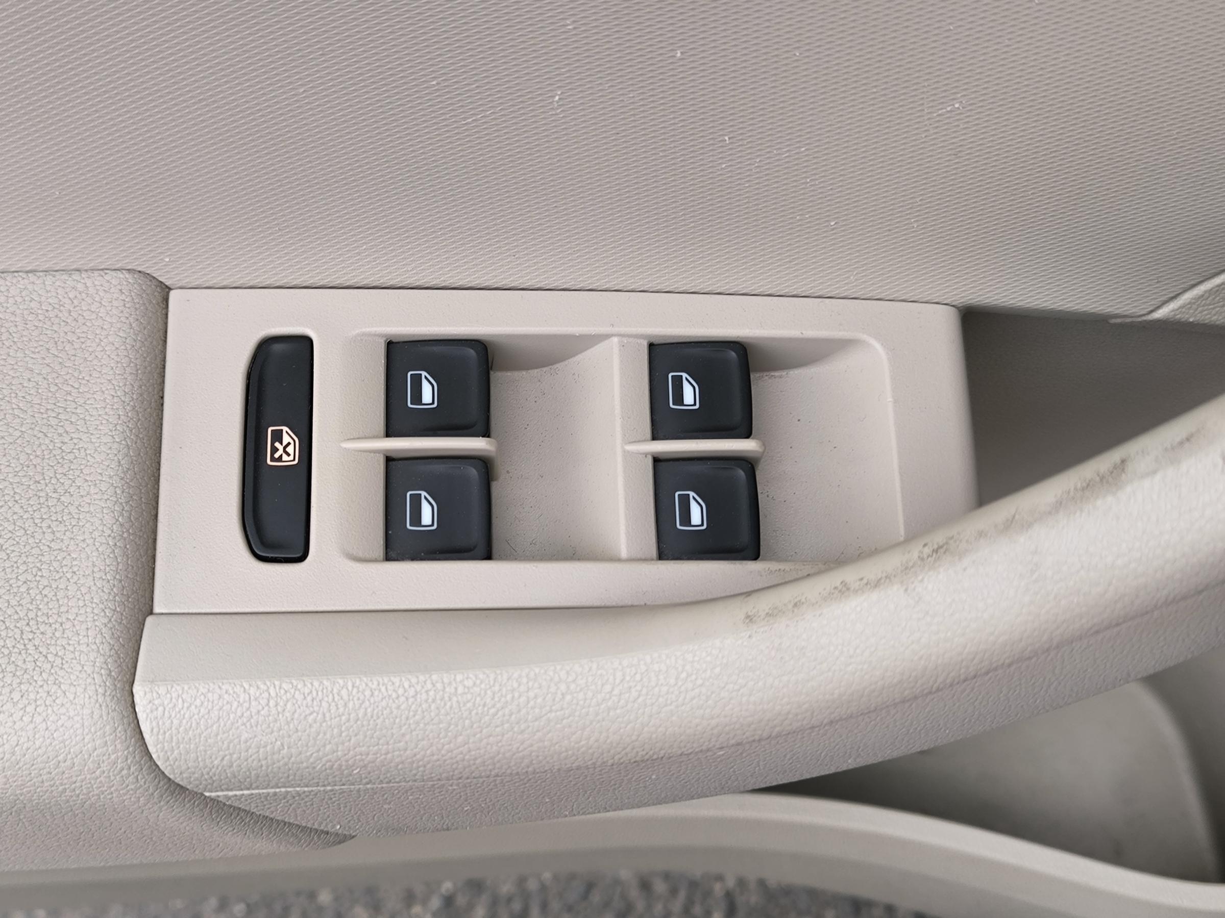 Škoda Rapid, 2015 - pohled č. 18