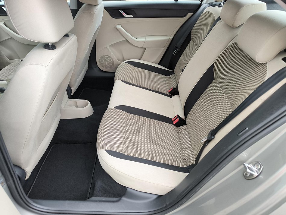 Škoda Rapid 1.6 TDi Elegance