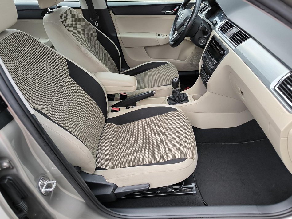 Škoda Rapid 1.6 TDi Elegance