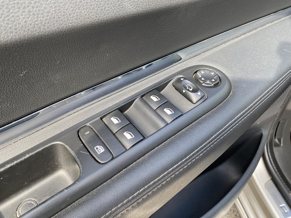 Peugeot 3008 1.6 HDi Access