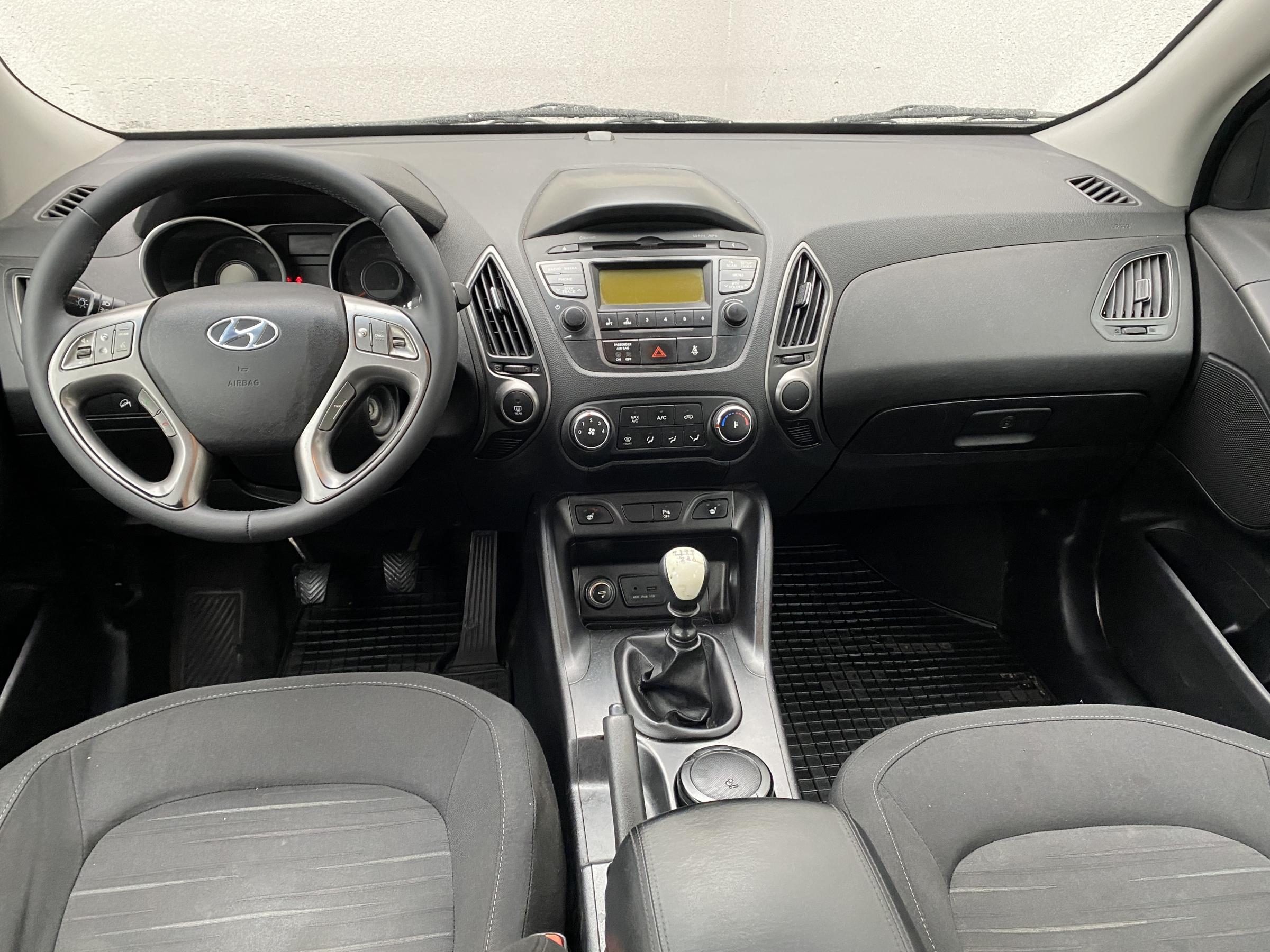 Hyundai ix35, 2015 - pohled č. 8