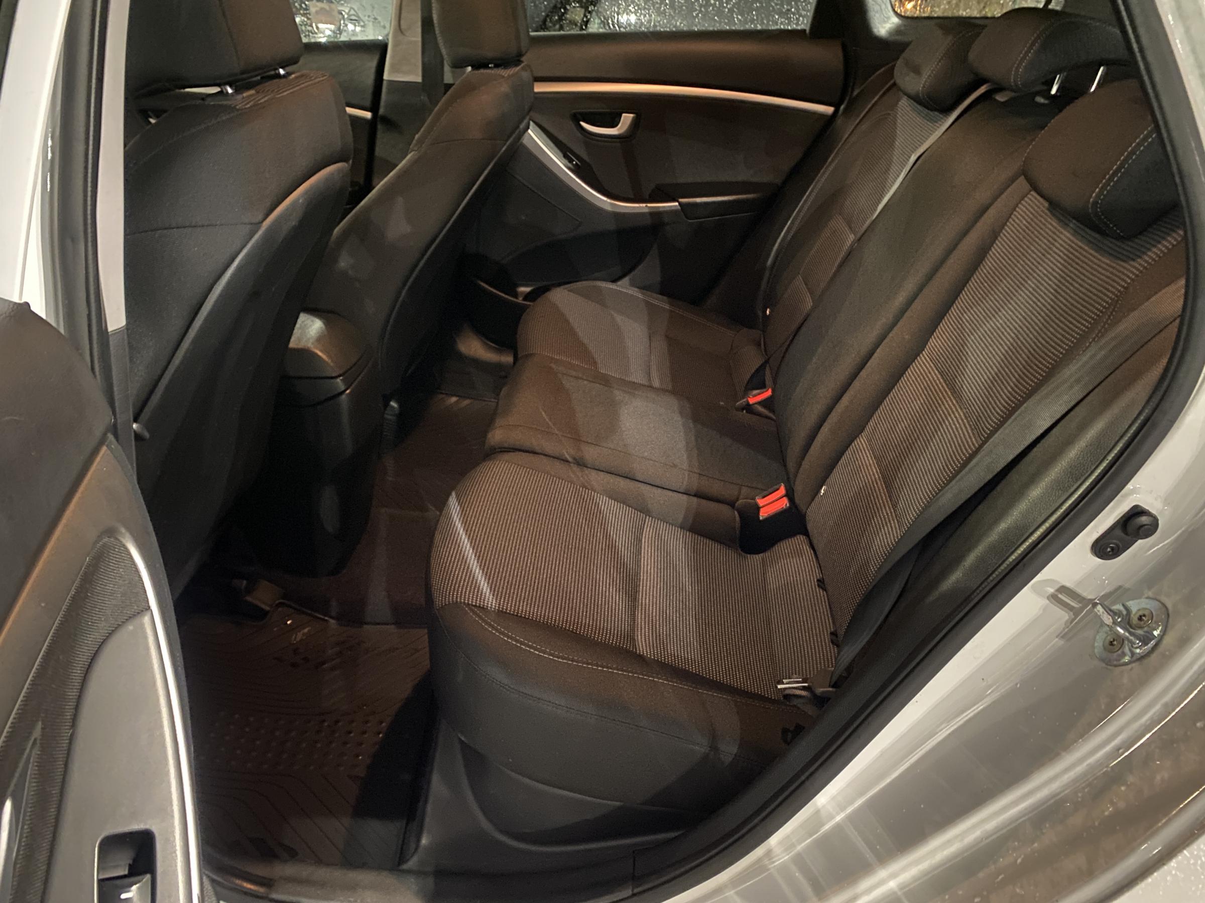 Hyundai i30, 2017 - pohled č. 10