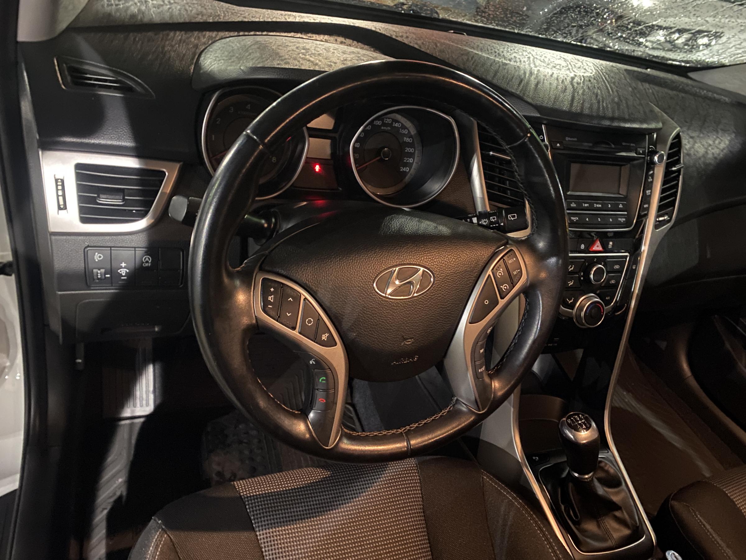 Hyundai i30, 2017 - pohled č. 12