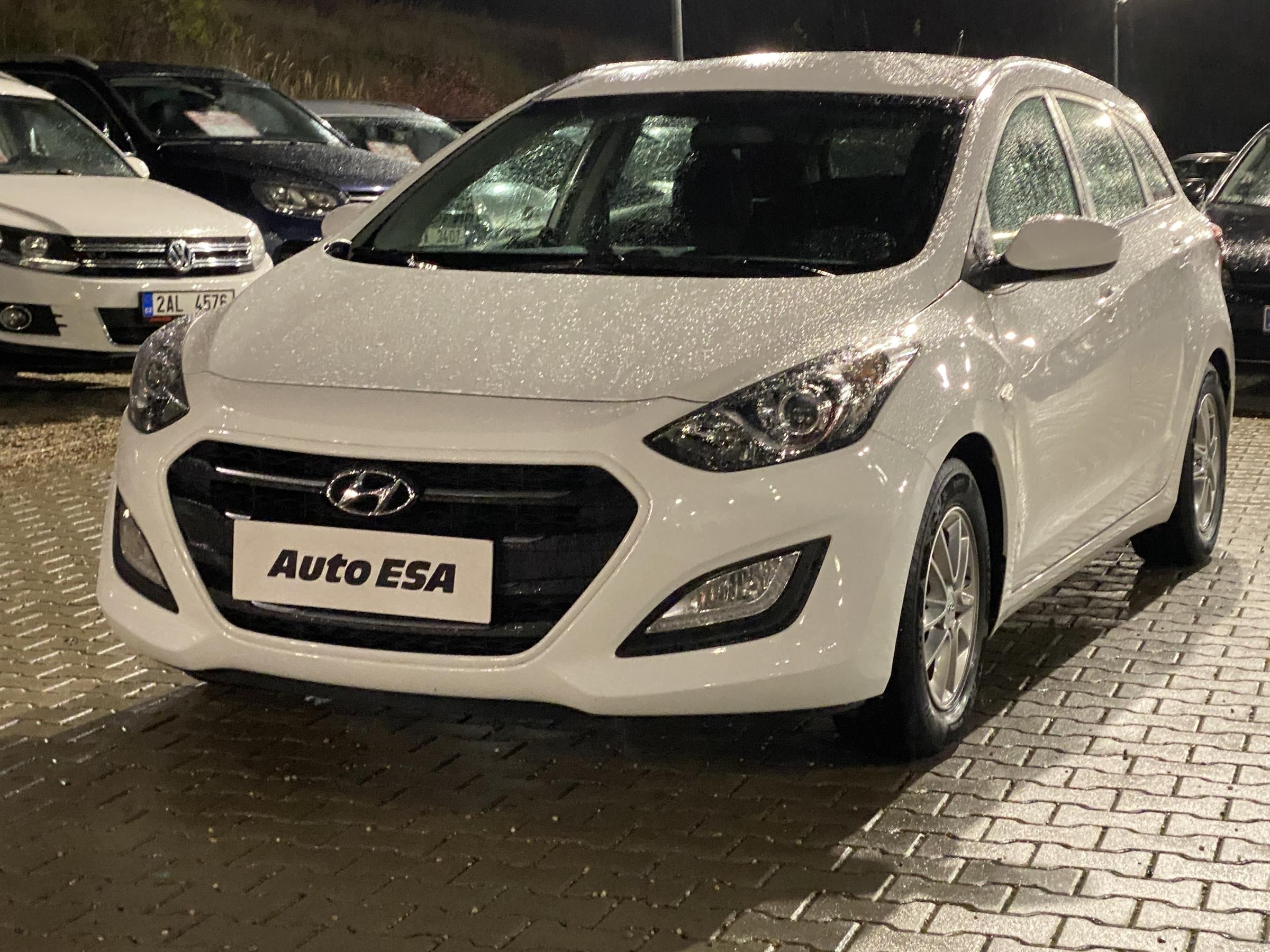 Hyundai i30, 2017 - pohled č. 3