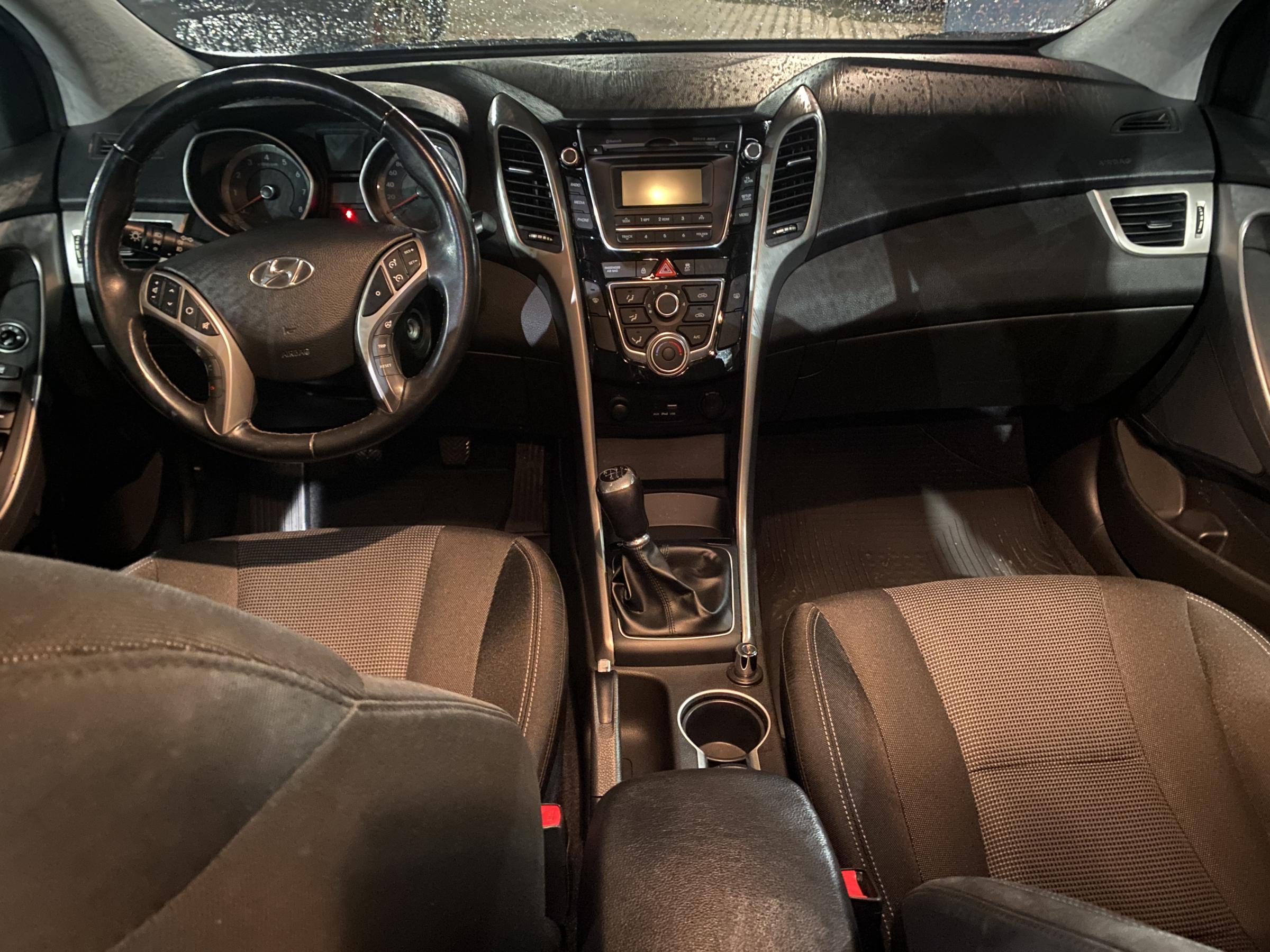 Hyundai i30, 2017 - pohled č. 8