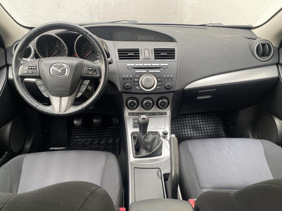 Mazda 3 2.0 i 