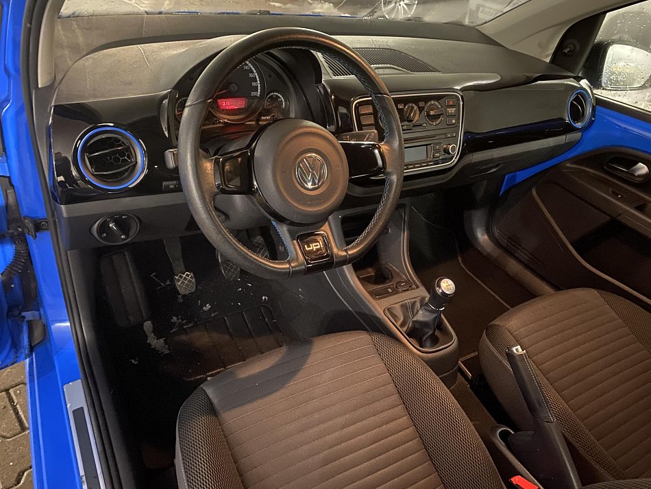 Volkswagen Up! 1.0 CUP