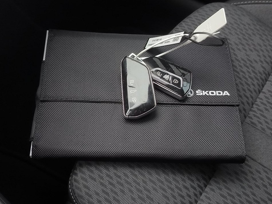 Škoda Octavia IV 1.5 TSI 