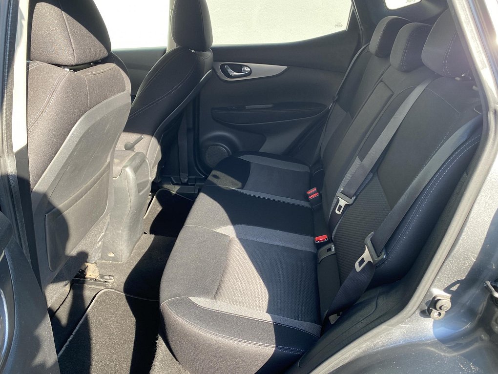 Nissan Qashqai 1.2 DiG-T N-Connecta