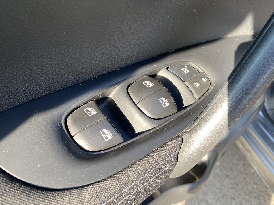 Nissan Qashqai 1.2 DiG-T N-Connecta