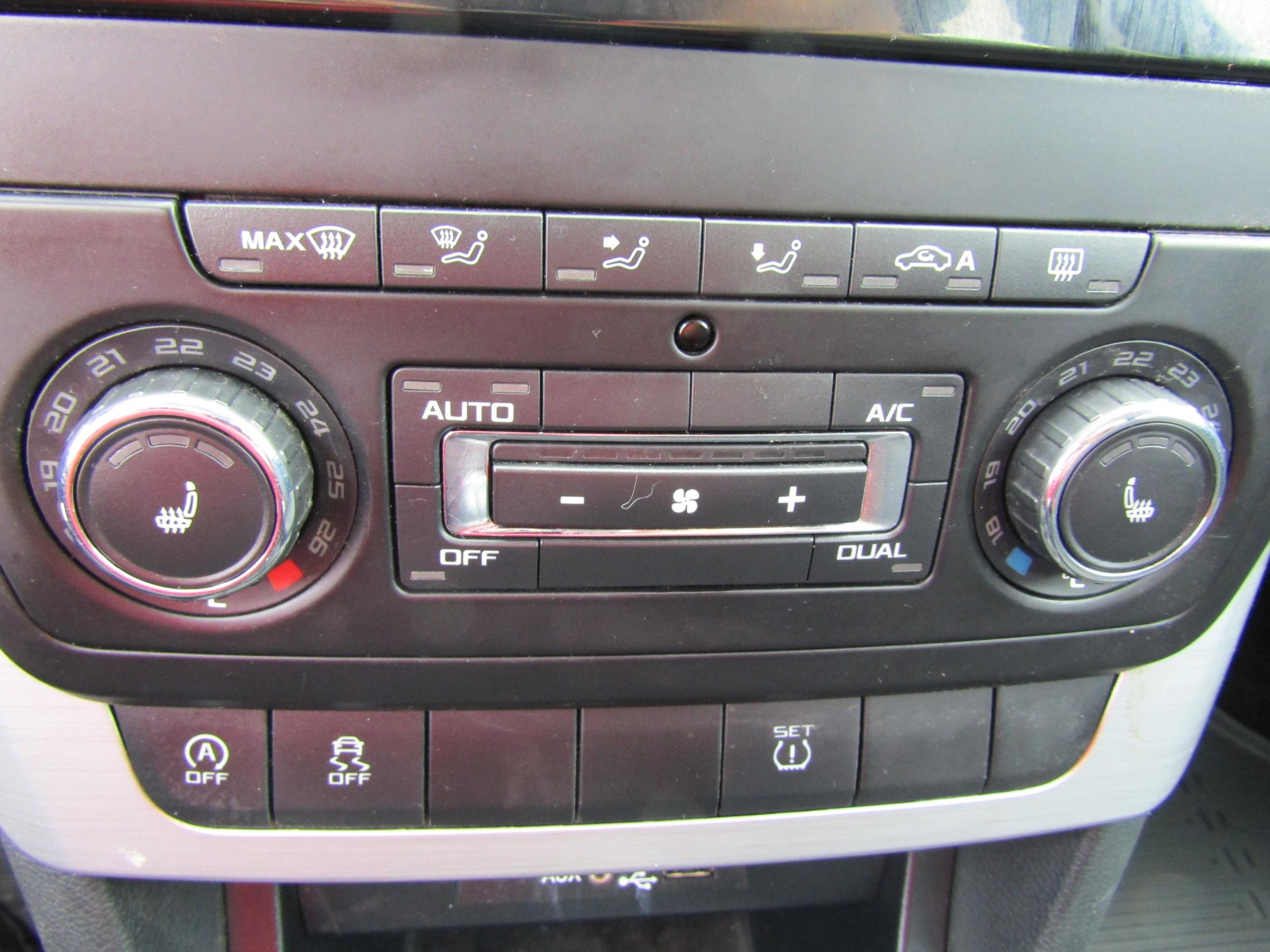 Škoda Yeti, 2015 - pohled č. 16