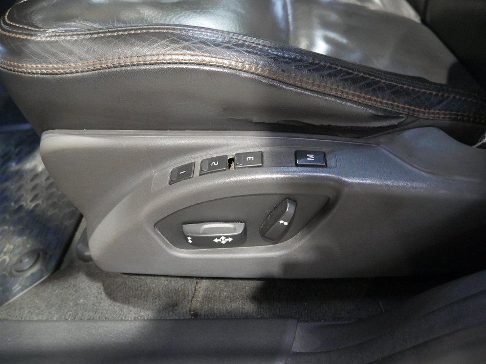 Volvo XC60 2.4 D5  4x4