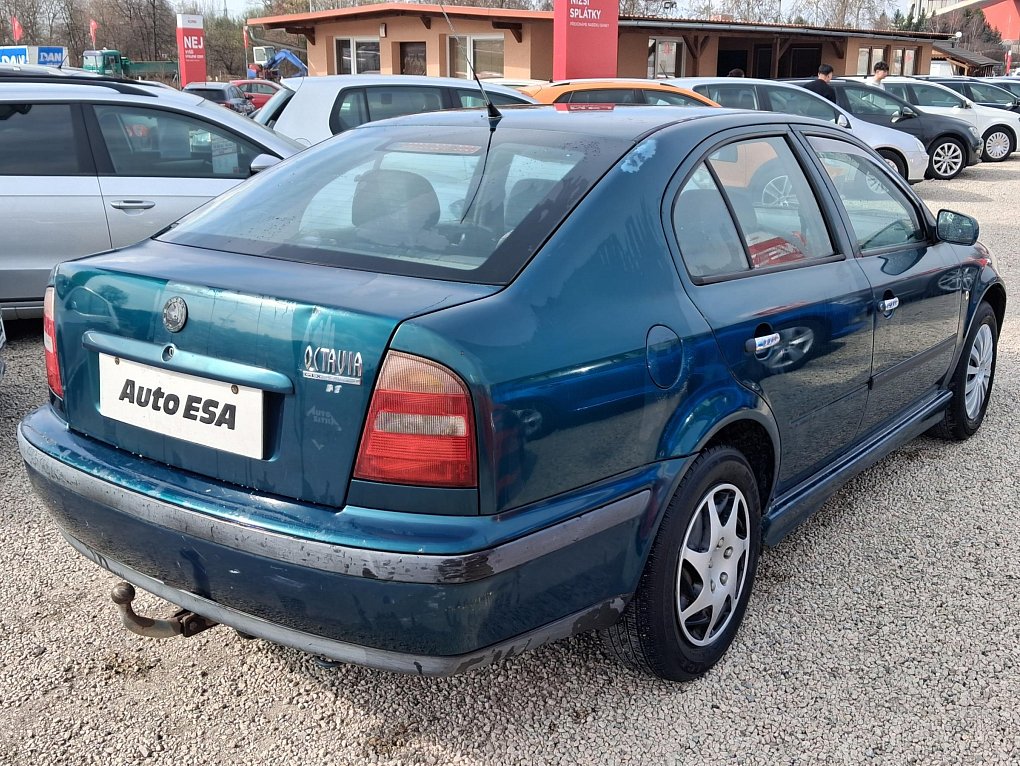 Škoda Octavia 1.6 i 