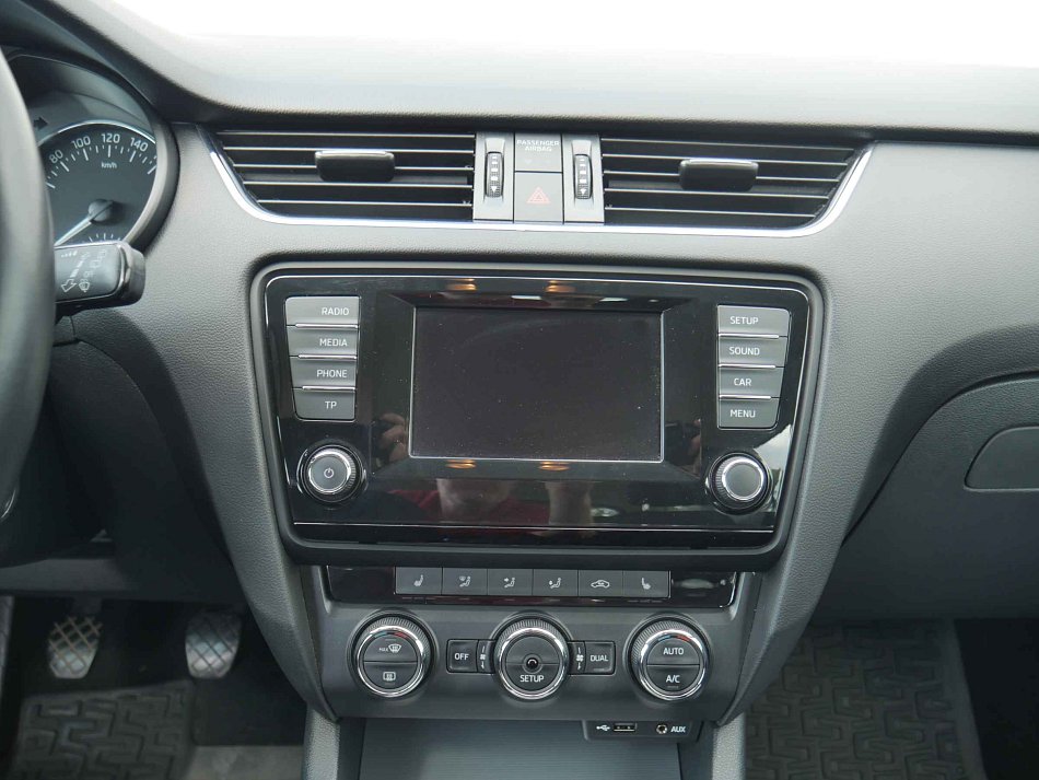 Škoda Octavia III 1.6TDi Elegance