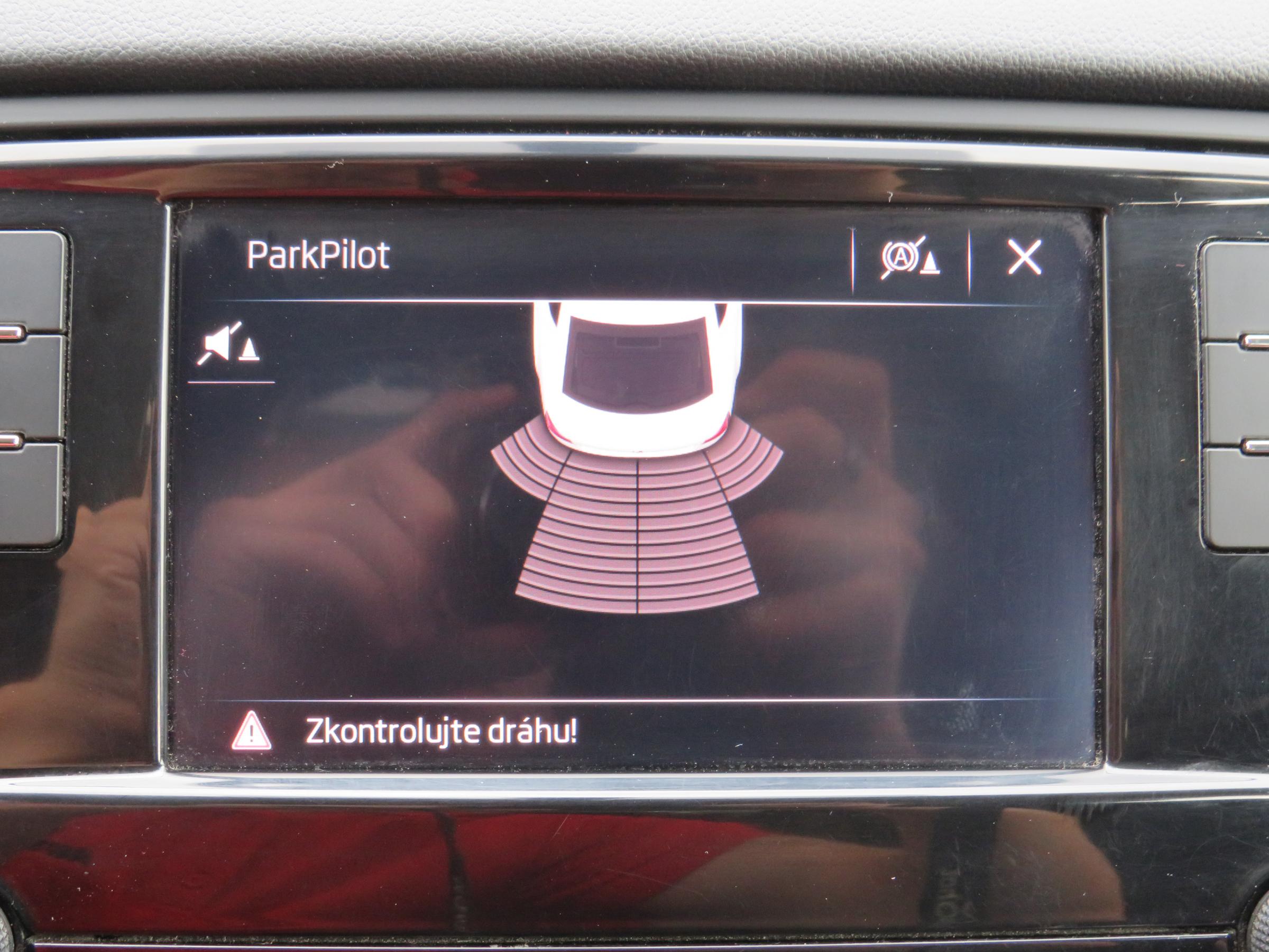 Škoda Octavia III, 2018 - pohled č. 15