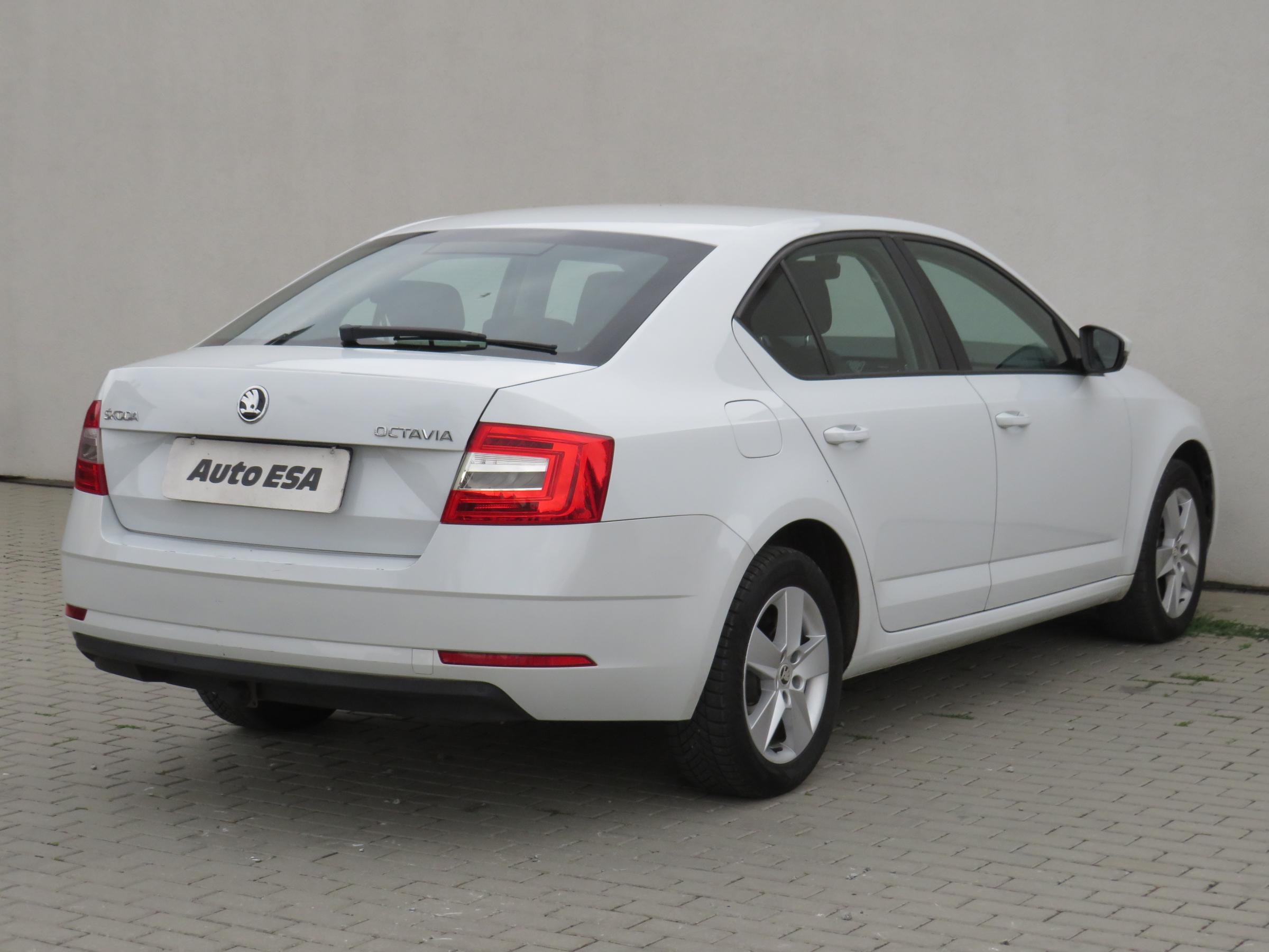 Škoda Octavia III, 2018 - pohled č. 4