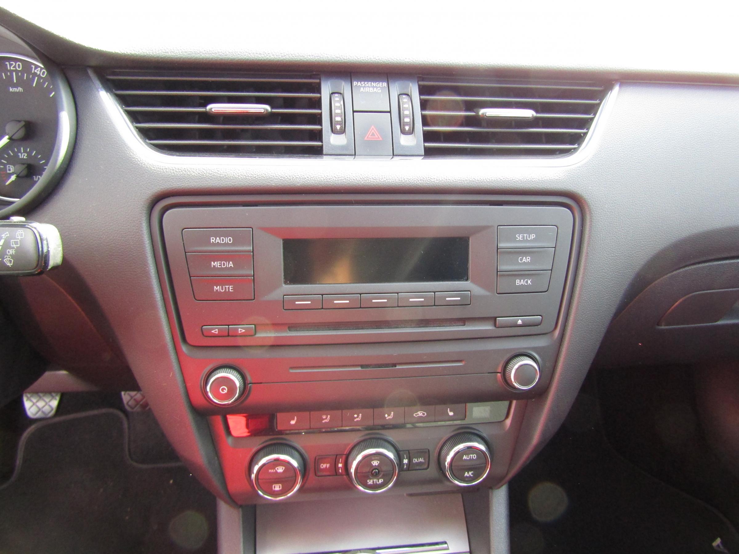 Škoda Octavia III, 2013 - pohled č. 12