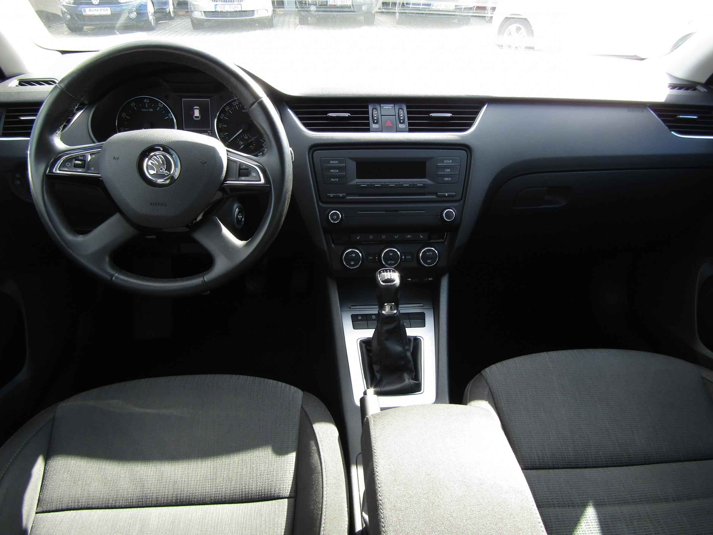 Škoda Octavia III, 2013 - pohled č. 8