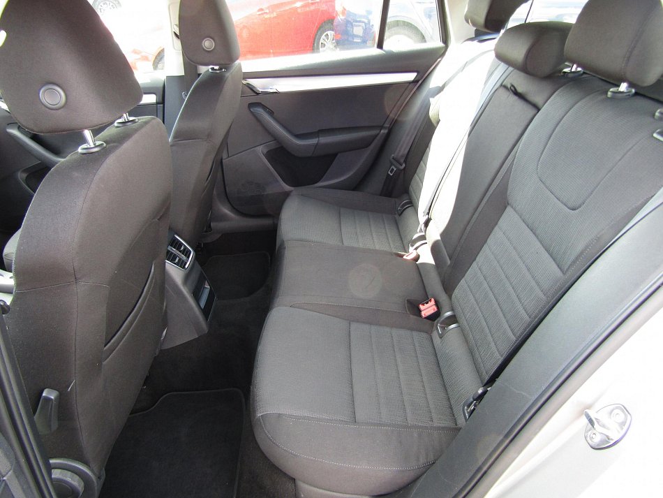 Škoda Octavia III 1.8 TSi Elegance