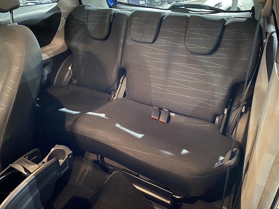 Toyota Yaris 1.3 VVT 