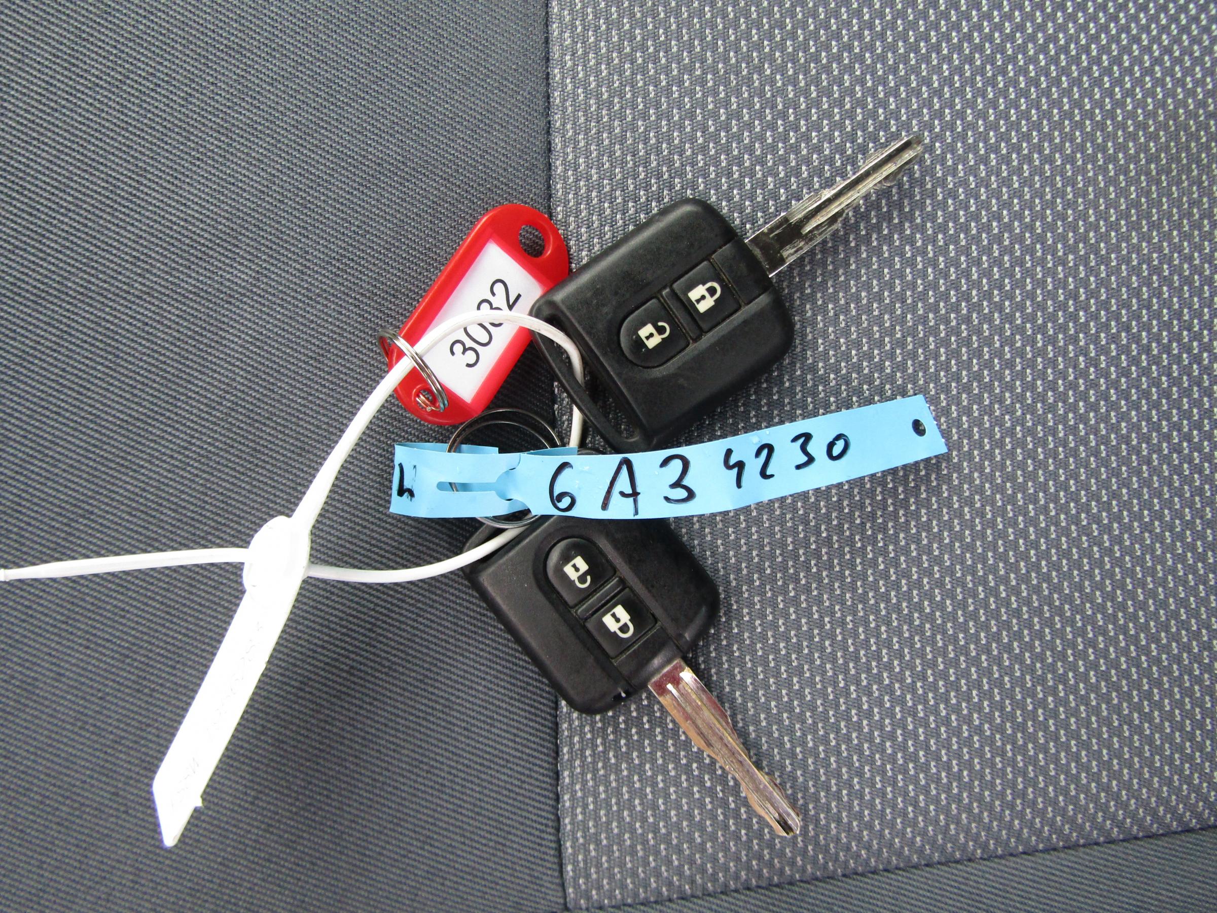 Nissan Almera, 2006 - pohled č. 14