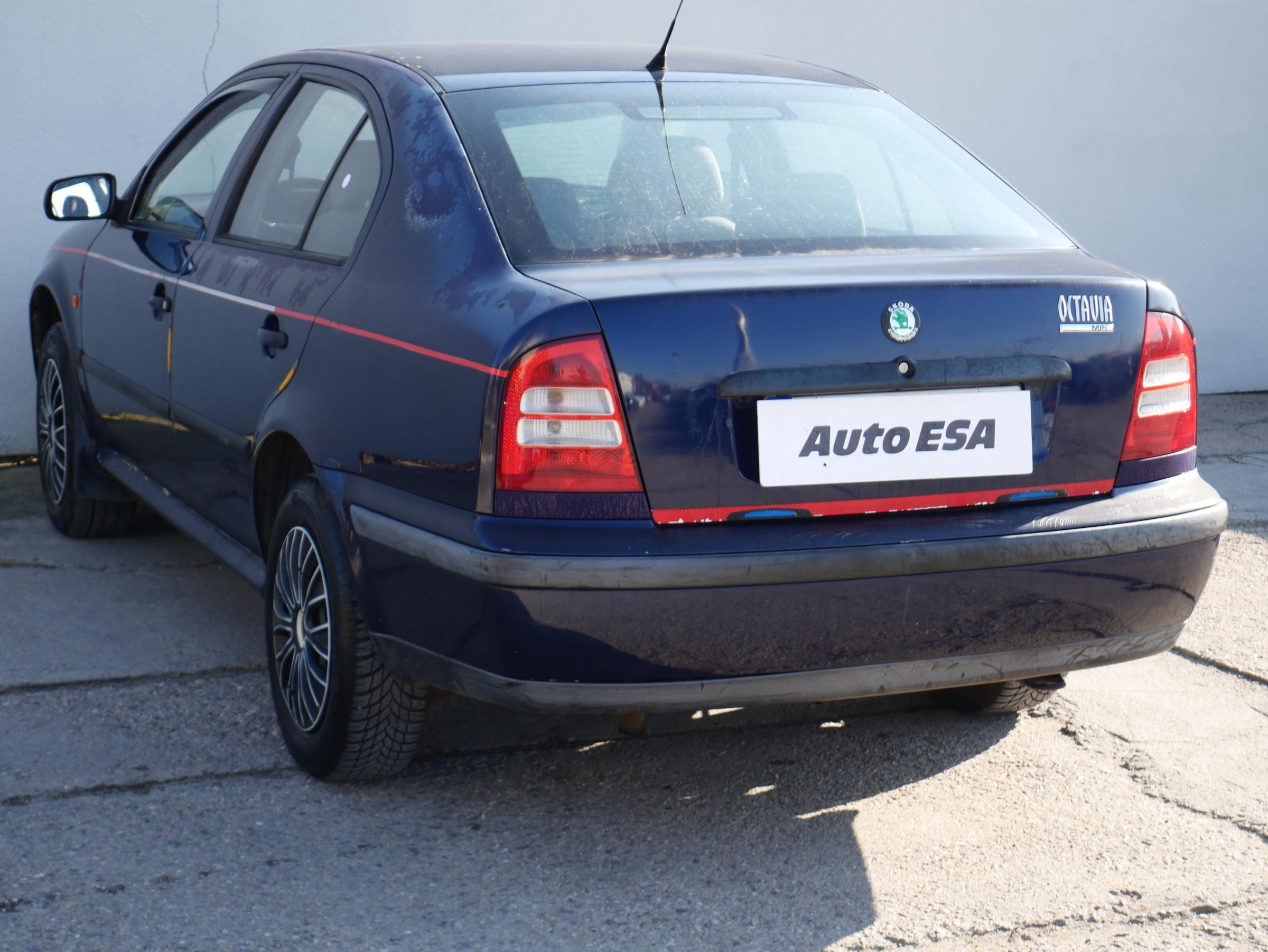 Škoda Octavia, 1998 - pohled č. 4