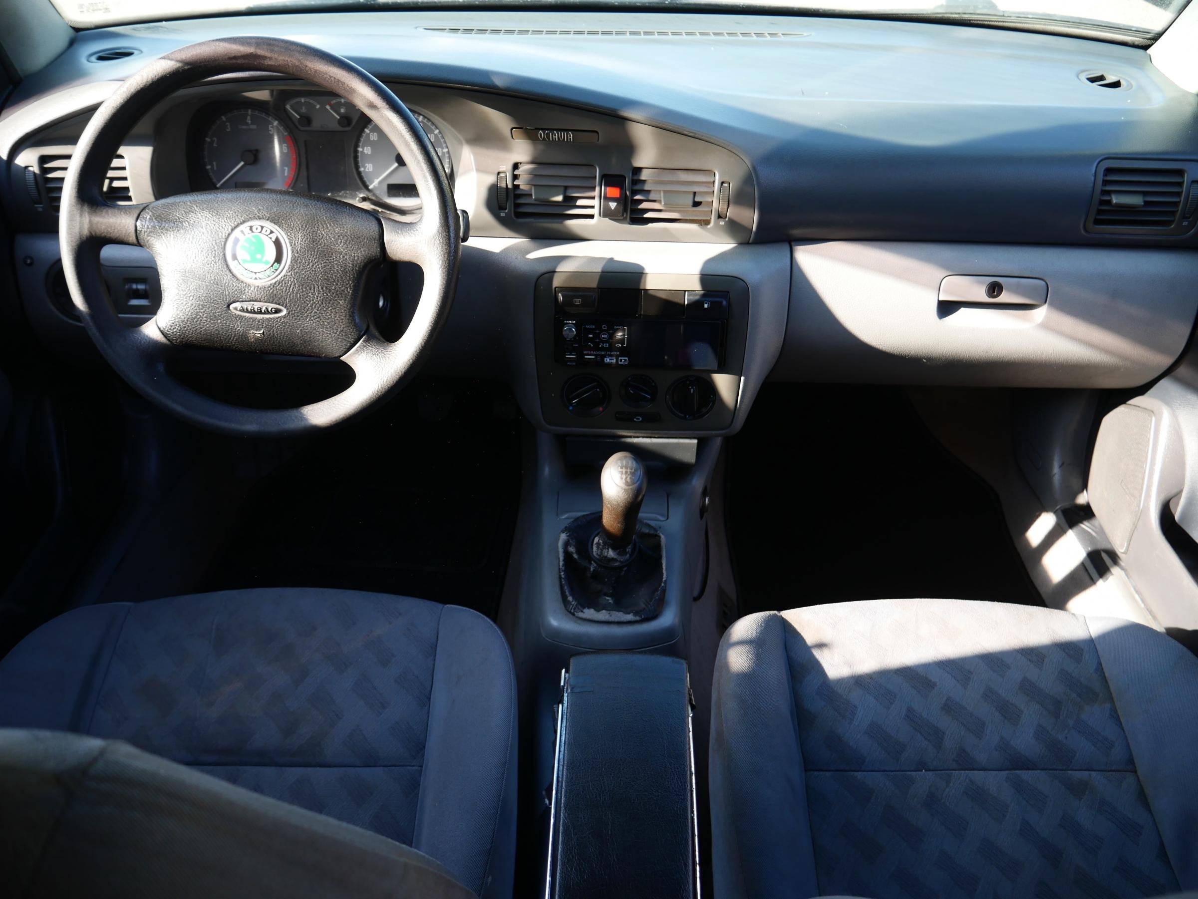 Škoda Octavia, 1998 - pohled č. 8