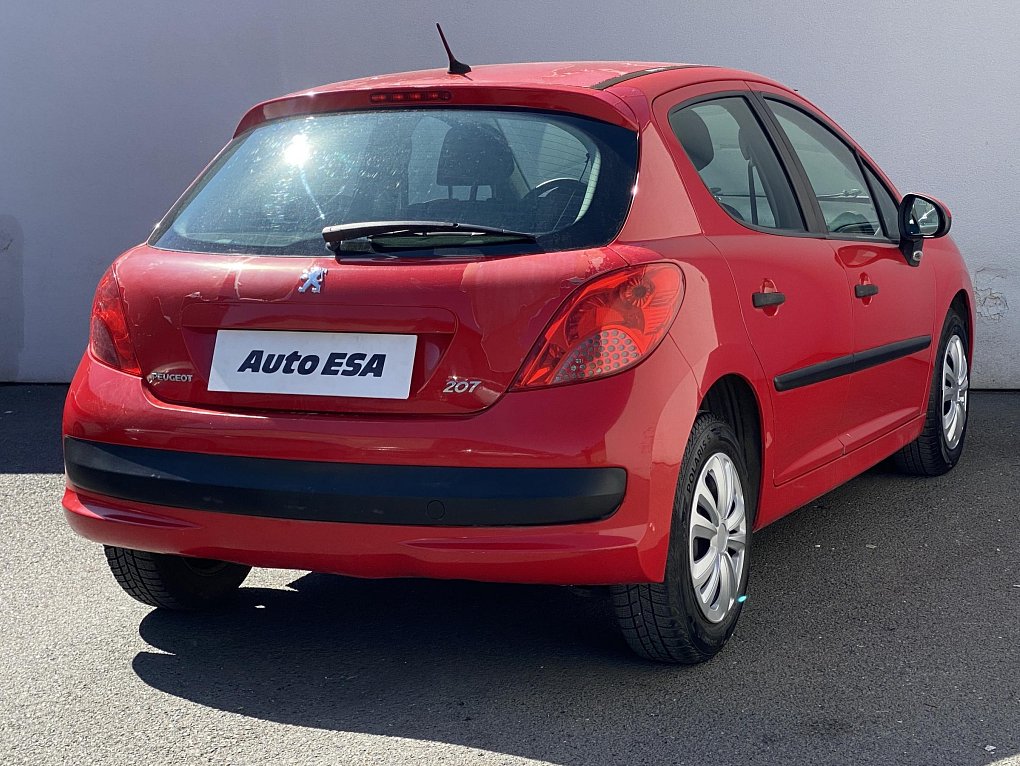 Peugeot 207 1.4 16V 