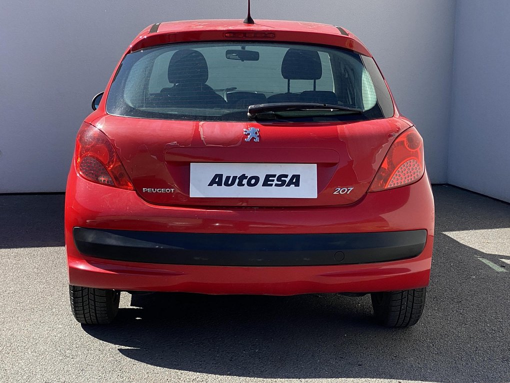 Peugeot 207 1.4 16V 