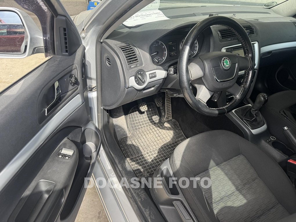 Škoda Octavia II 1.6 MPi 