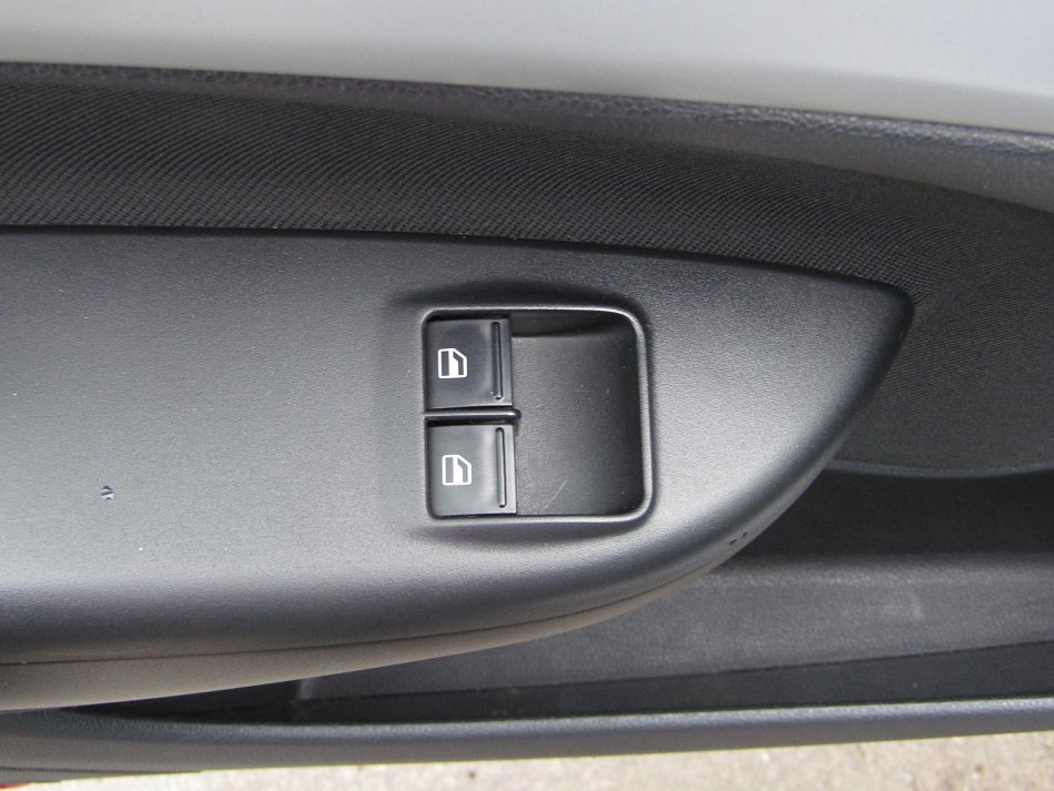 Škoda Octavia II 1.6 MPi 