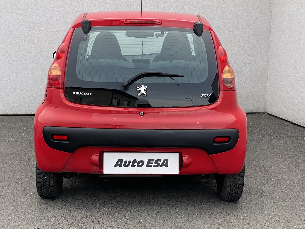 Peugeot 107 1.0i 