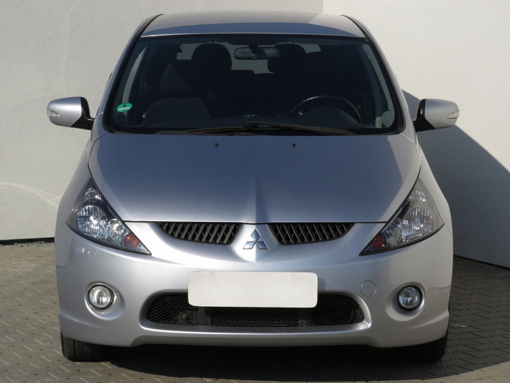 Mitsubishi Grandis 2.4 