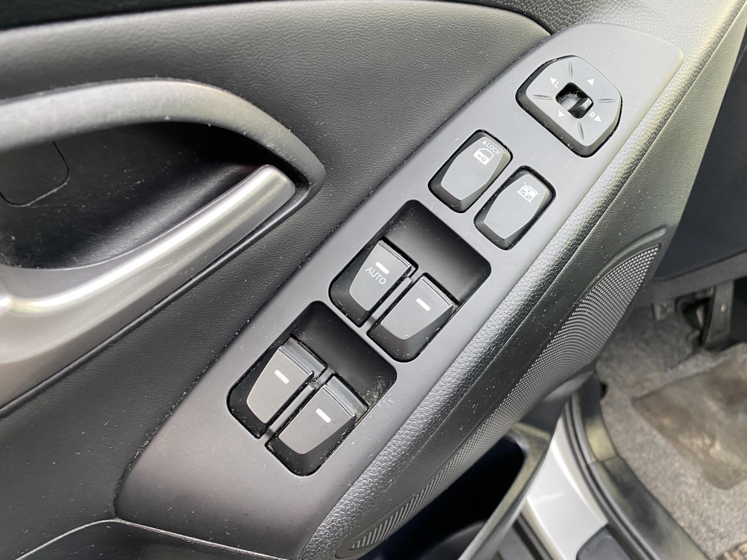 Hyundai ix35, 2013 - pohled č. 13