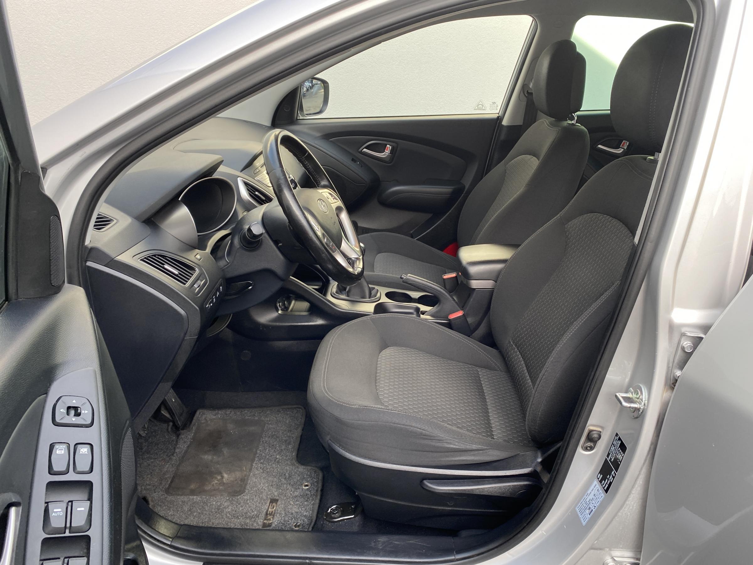 Hyundai ix35, 2013 - pohled č. 9
