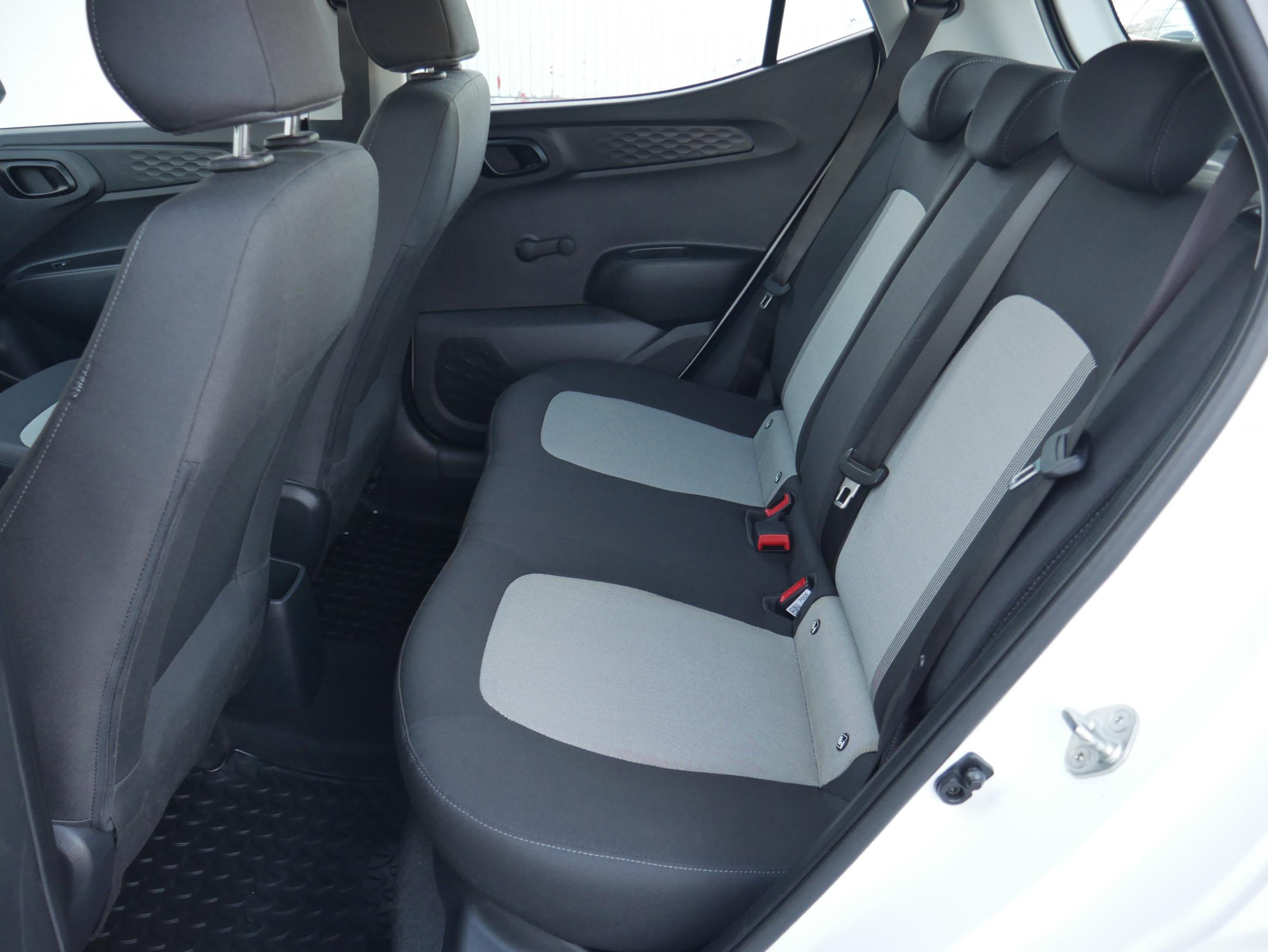 Hyundai i10, 2021 - pohled č. 10