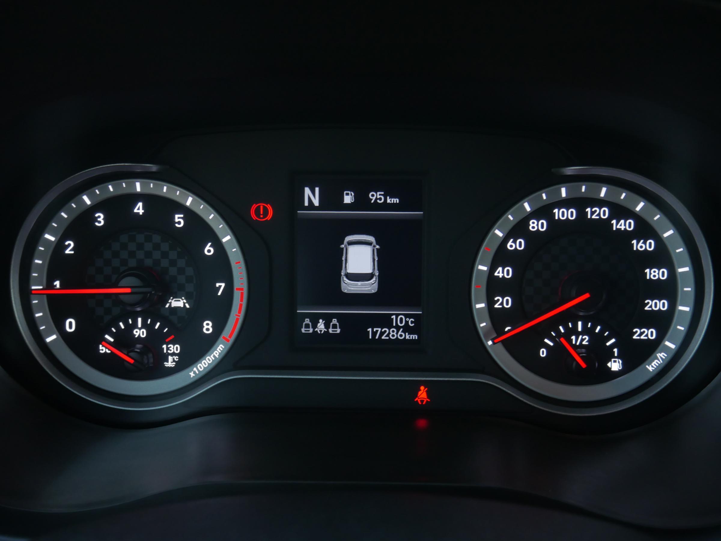 Hyundai i10, 2021 - pohled č. 21