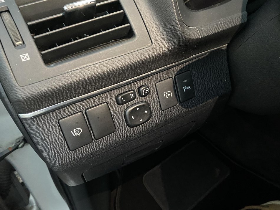 Toyota Avensis 2.0 D4-D Sol