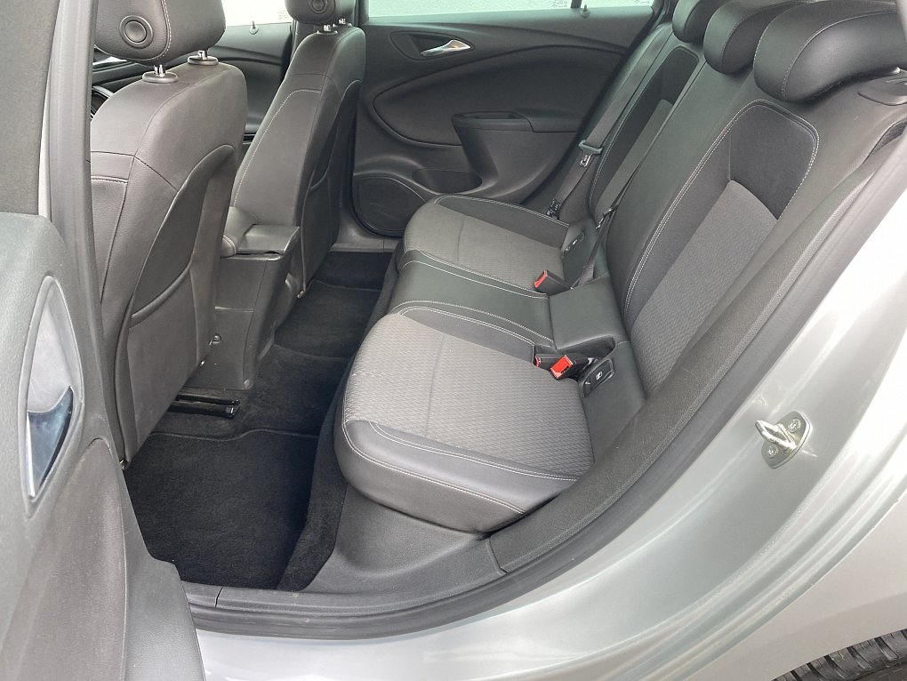 Opel Astra 1.4 T Innovation
