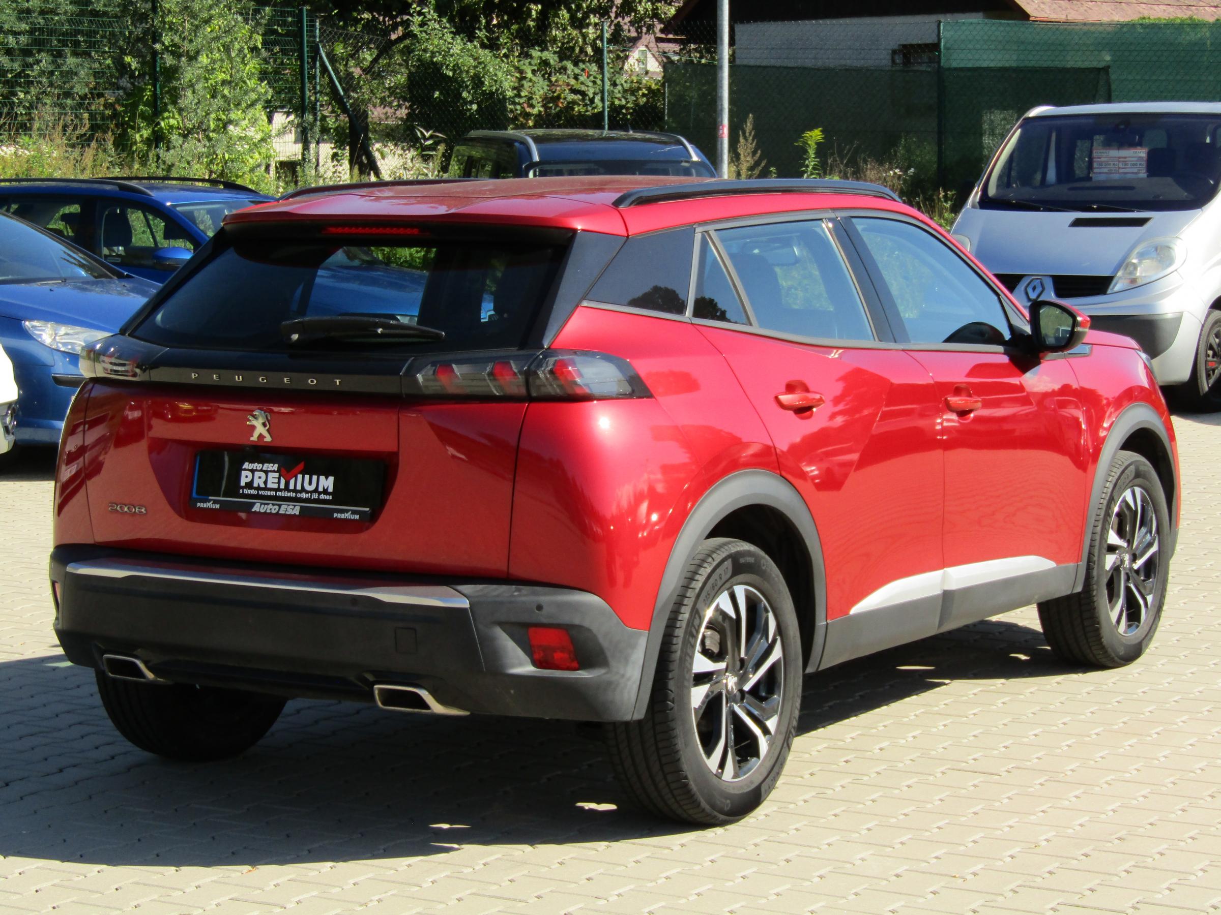 Peugeot 2008, 2020 - pohled č. 6