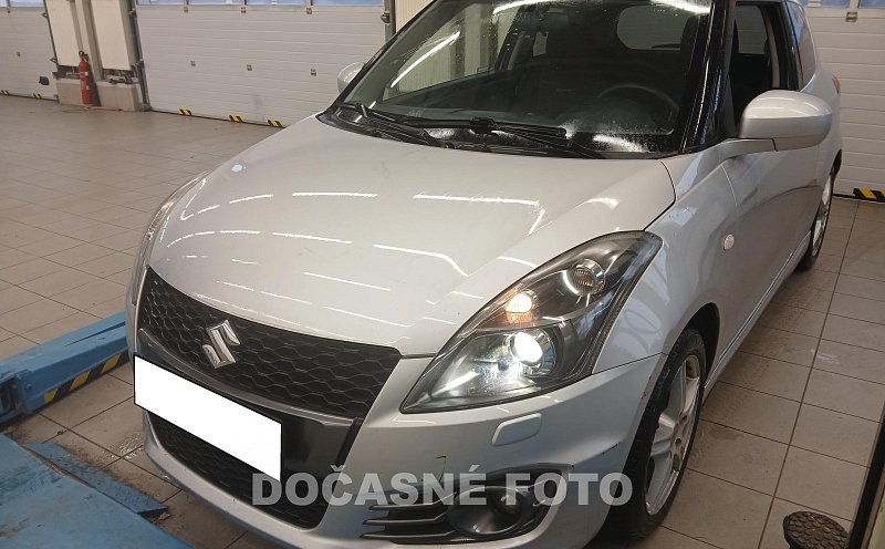Suzuki Swift 1.6i 