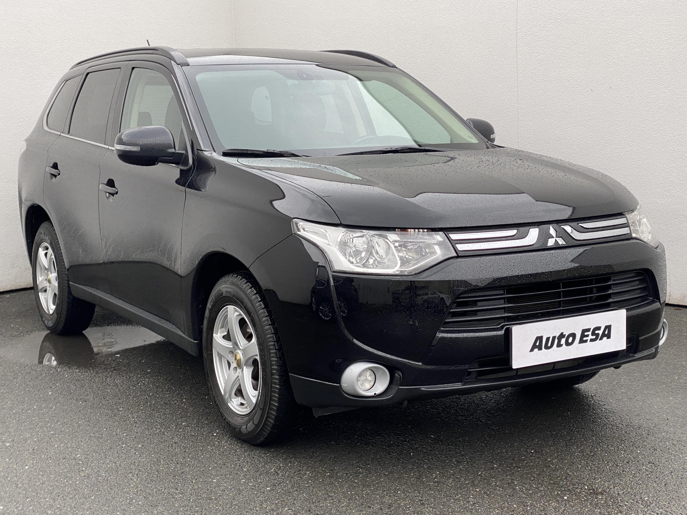 Mitsubishi Outlander, 2014 - celkový pohled