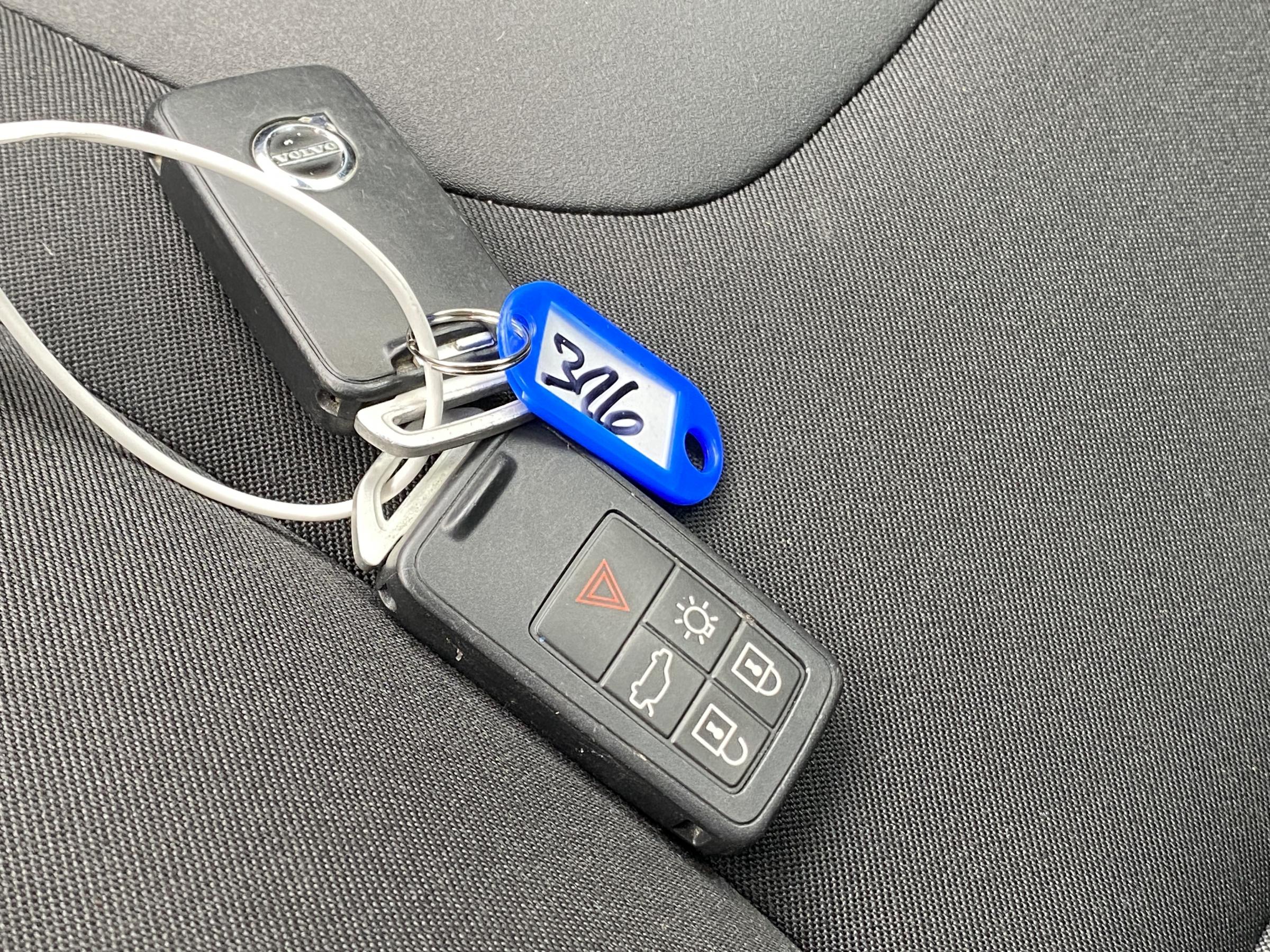 Volvo V40, 2016 - pohled č. 18