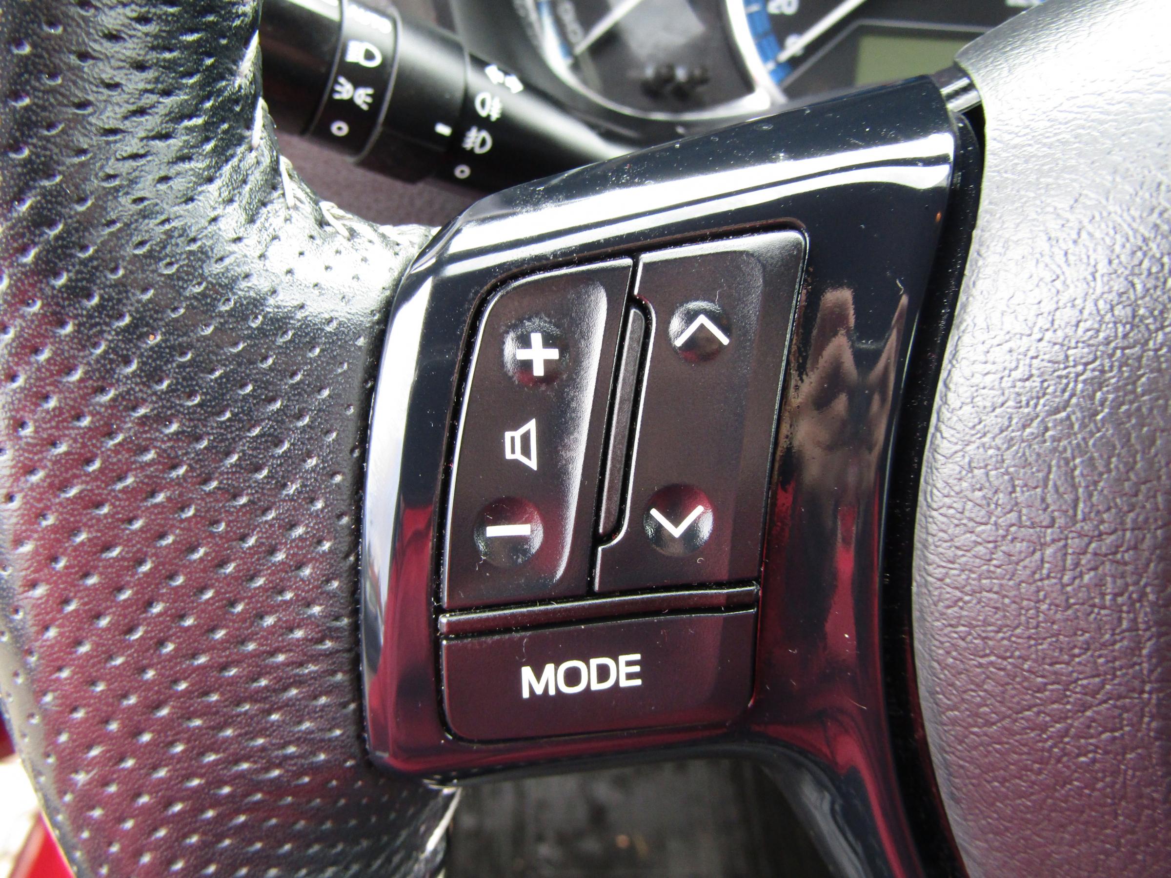 Toyota Yaris, 2017 - pohled č. 12