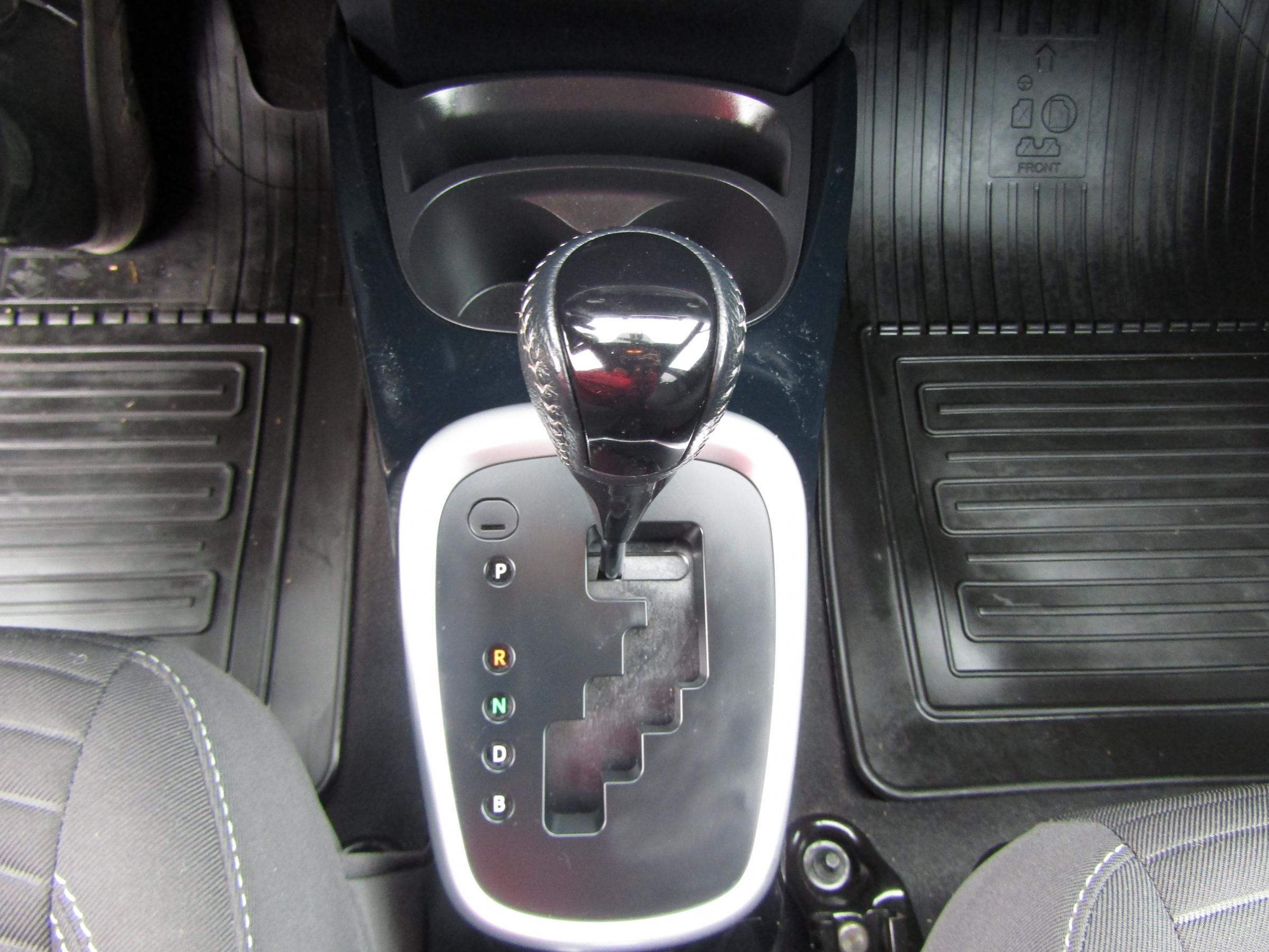 Toyota Yaris, 2017 - pohled č. 17