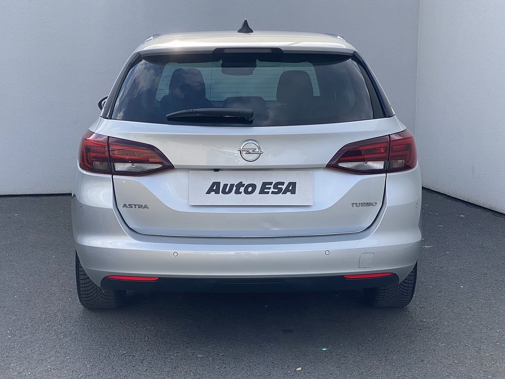 Opel Astra 1.4 T Innovation