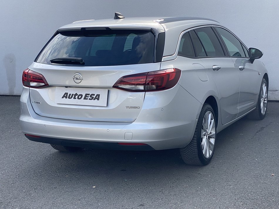 Opel Astra 1.4 T Innovation